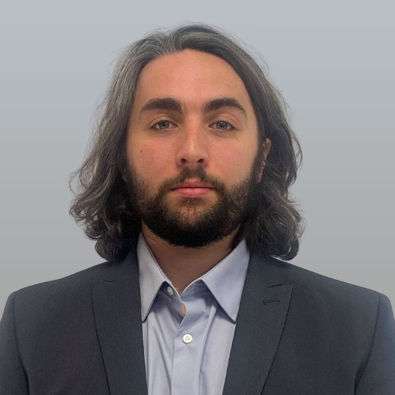 Tomas Mason Headshot